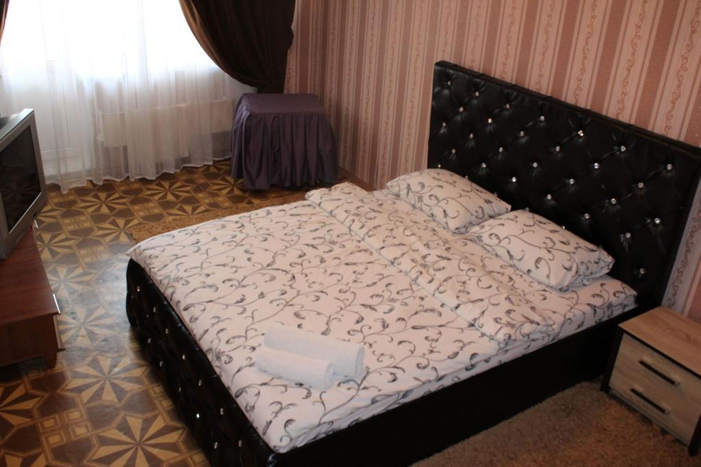 Apartment On Fastivs'Ka 2 Bila Cerkva Kültér fotó